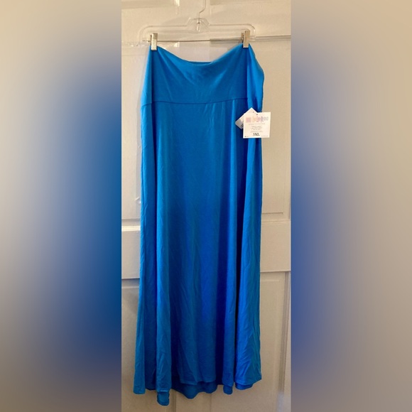 COPY - LulaRoe Blue Maxi Skirt 3XL - Picture 6 of 6